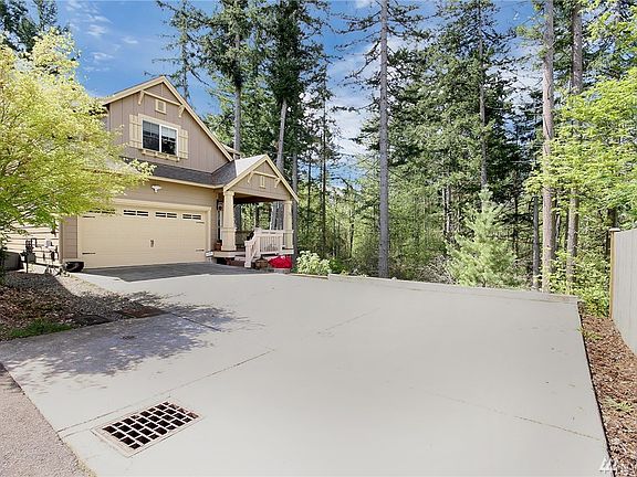 2nd image of 2024 57th St SE