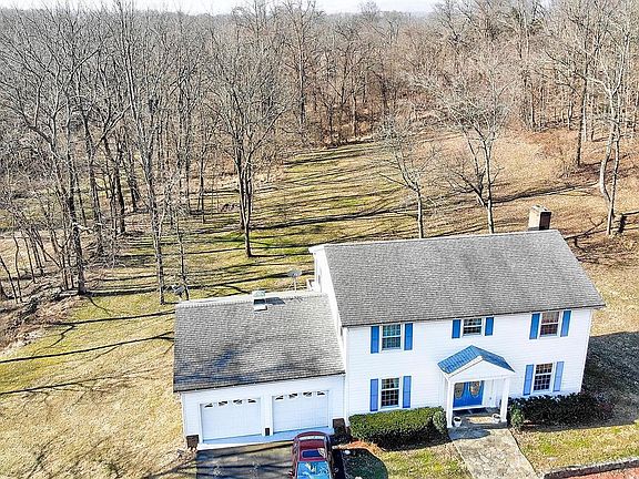 2nd image of 6179 Camrose Ln
