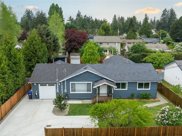 375 Temple St, Parksville, BC V9P 1C9