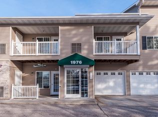 1976 29th Pl NW APT 201, Rochester, MN 55901