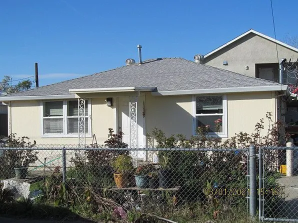 1933 8th Ave, Olivehurst, CA 95961