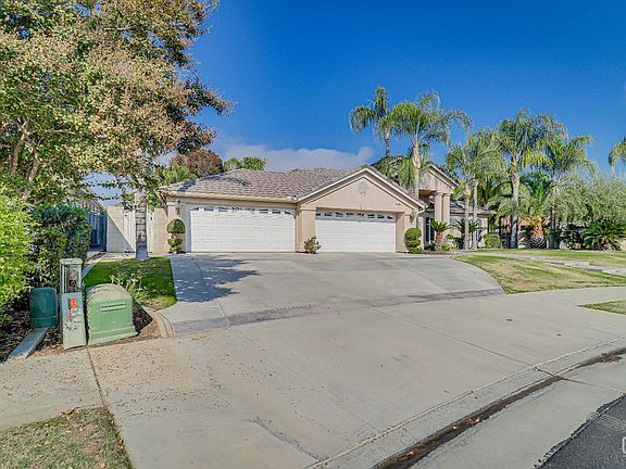 3rd image of 1801 Gloucester Dr