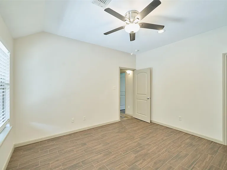 13613 Vail Dr — Photo 26