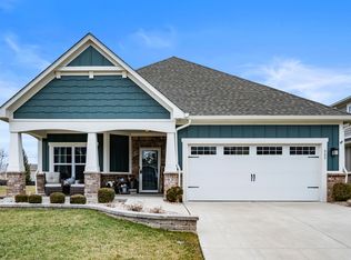 942 Forest Glen Dr, Greenfield, IN 46140