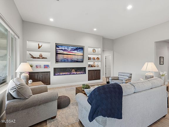 3rd image of 1432 E Golden Rock Way