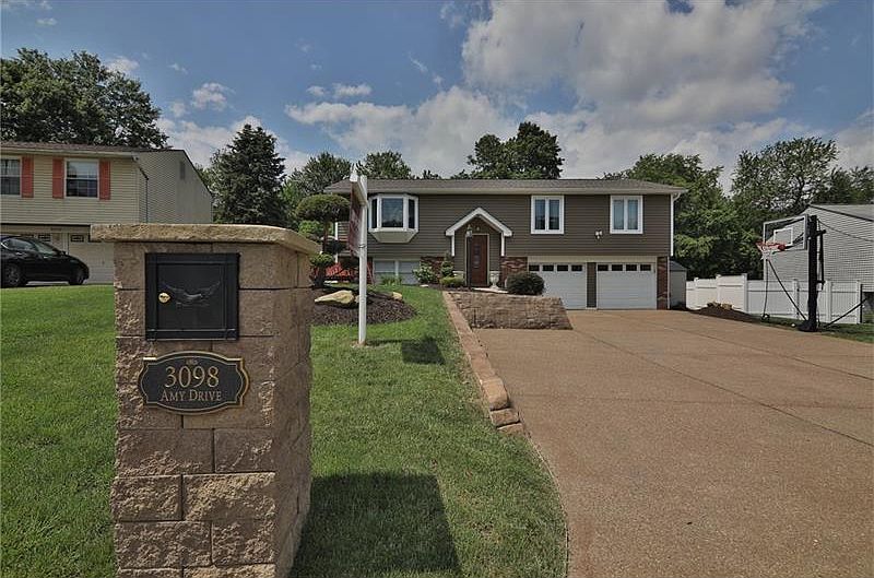 1st image of 3098 Amy Dr