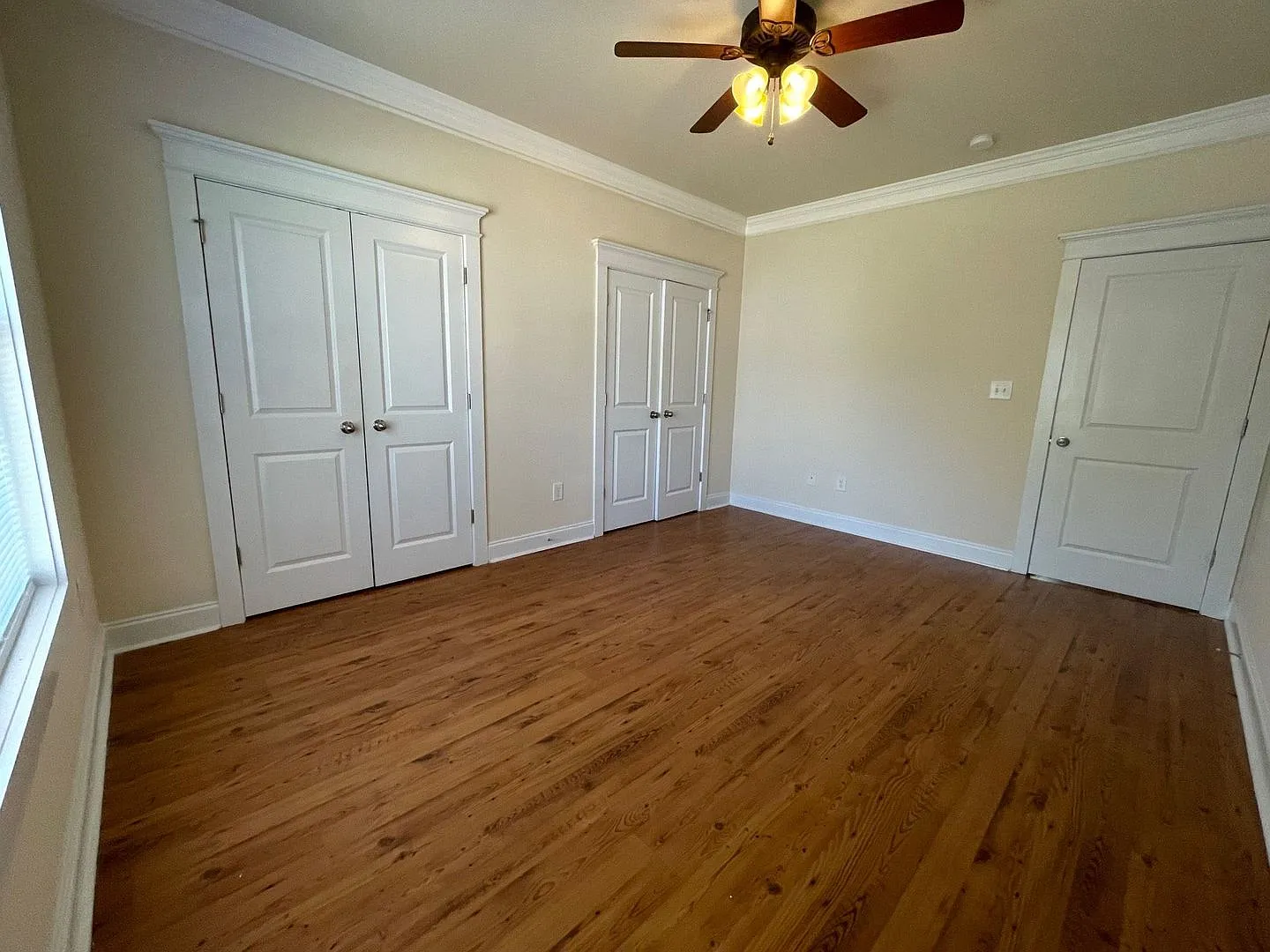 Pre-Leasing For August 5th 2027! — Photo 4