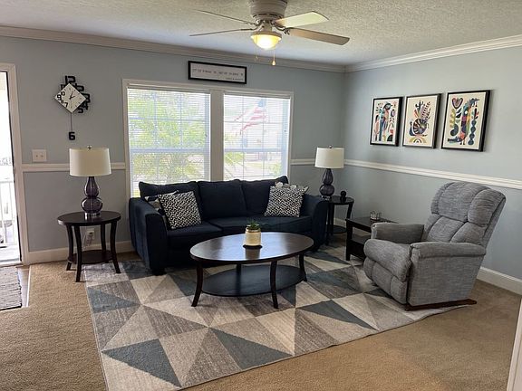 2nd image of 226 Dordrecht St #1138