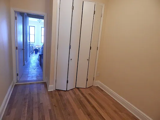 Rented by Capri Jet Realty Corp | media 3