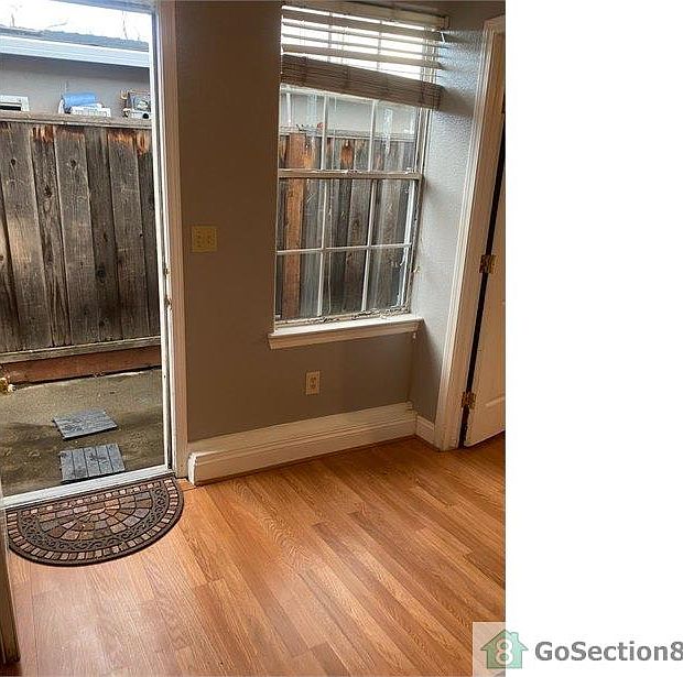 1st image of 4058 Ezie St #B