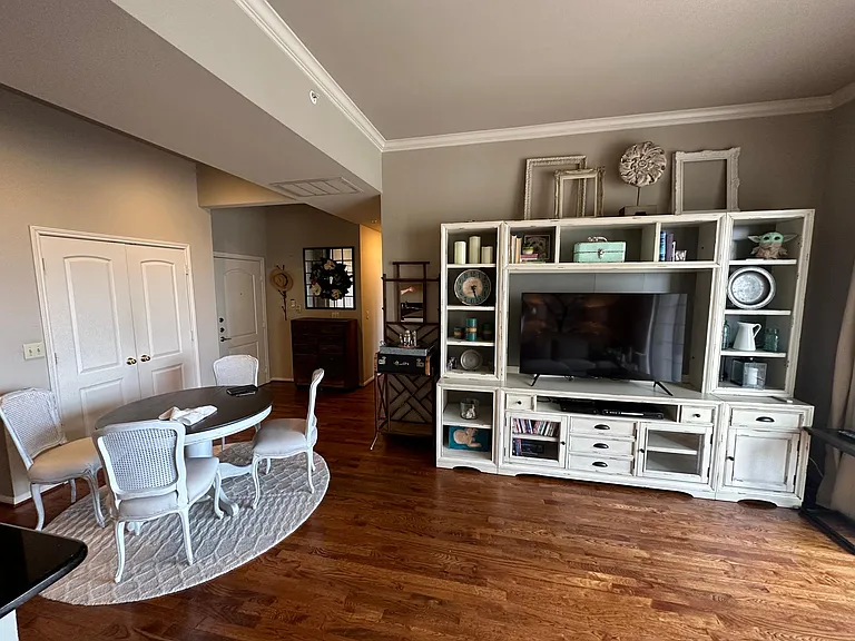3225 Turtle Creek Blvd #1117 — Photo 11