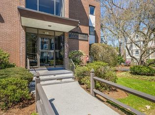 974-976 Main St #22, Melrose, MA 02176
