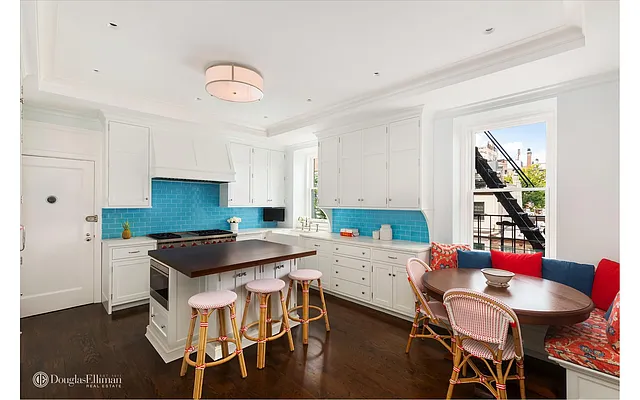 Sold by Douglas Elliman | media 14