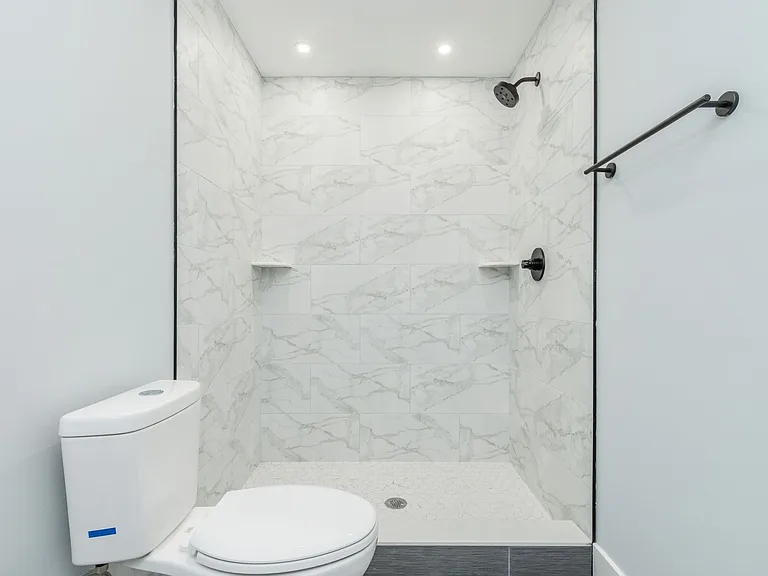 631 N Preston St #1 — Photo 5