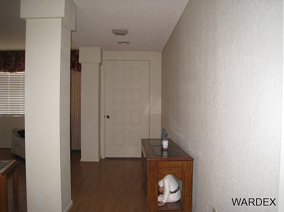 1st image of 550 Beverly Glen Dr