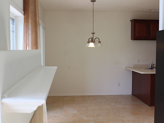 3rd image of 2755 Spy Glass Dr