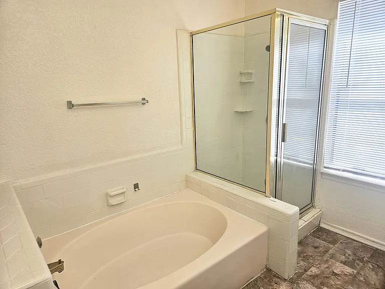 3104 Morning Meadow Ln — Photo 13