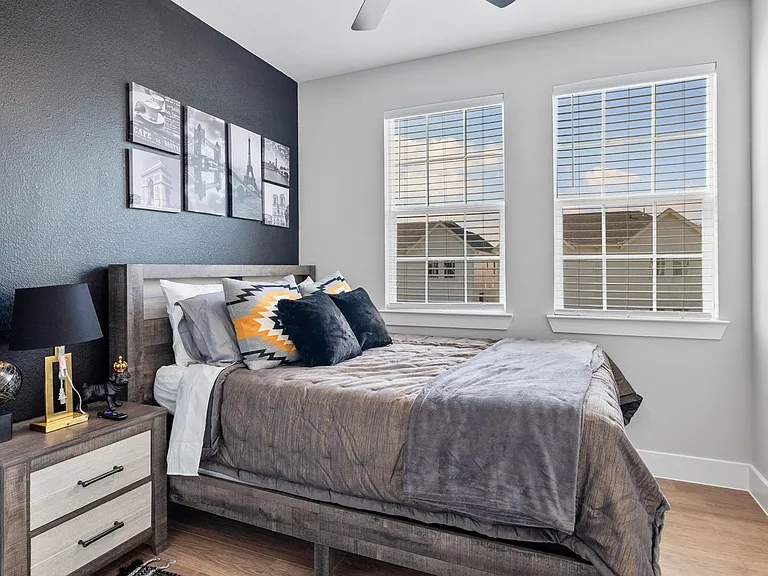 825 Paul Quinn St #B — Photo 34