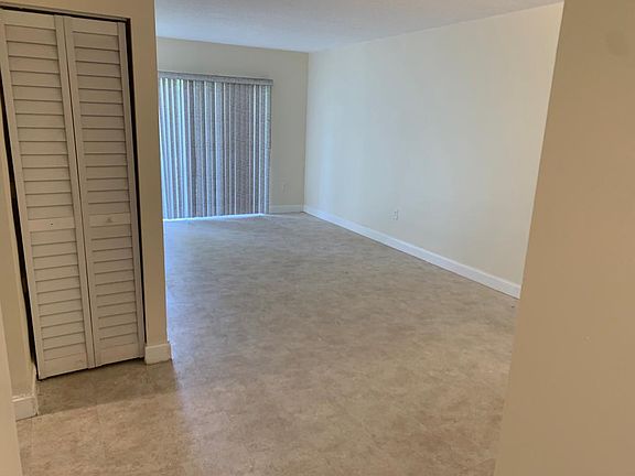 5th image of 395 NW 177th St APT 110-1
