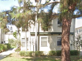 4133 Toluca Lake Ave, Burbank, CA 91505