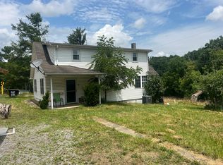 21646 Seneca Trl S, Union, WV 24983