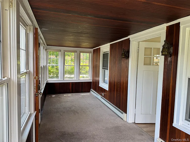 28 Sound Beach Ave — Photo 2