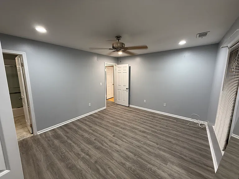 354 Burdock Ct — Photo 12