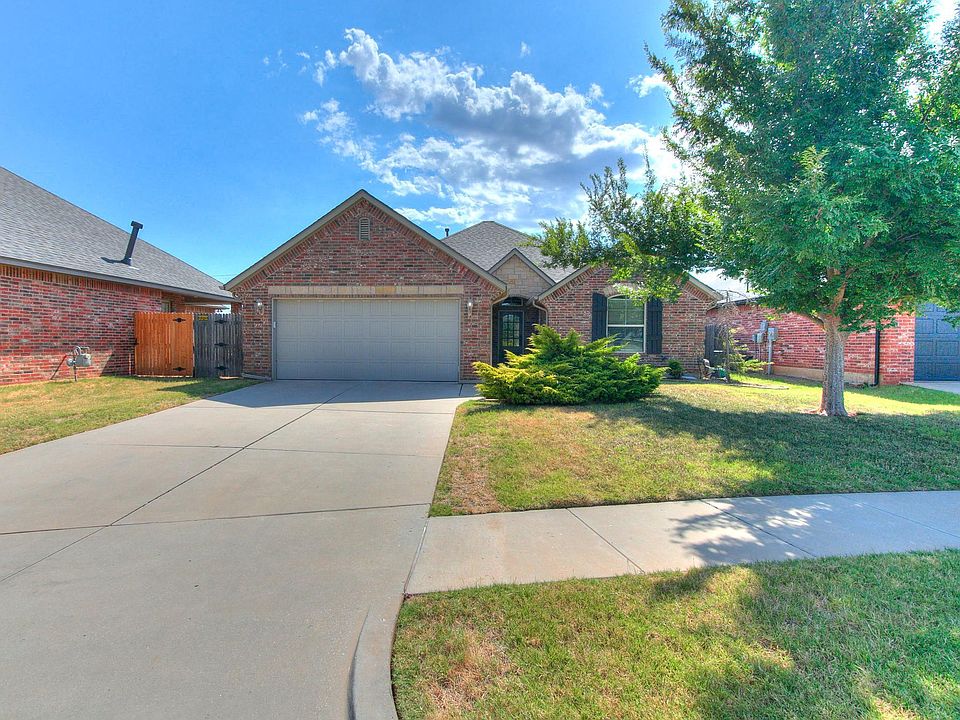 1st image of 19112 Green Springs Dr