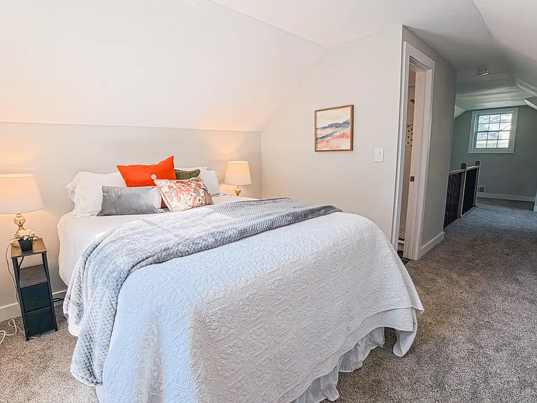 2402 Lancelot Dr — Photo 8