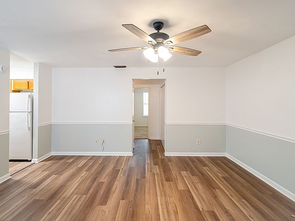 3rd image of 1818 Sylvan Ct APT A