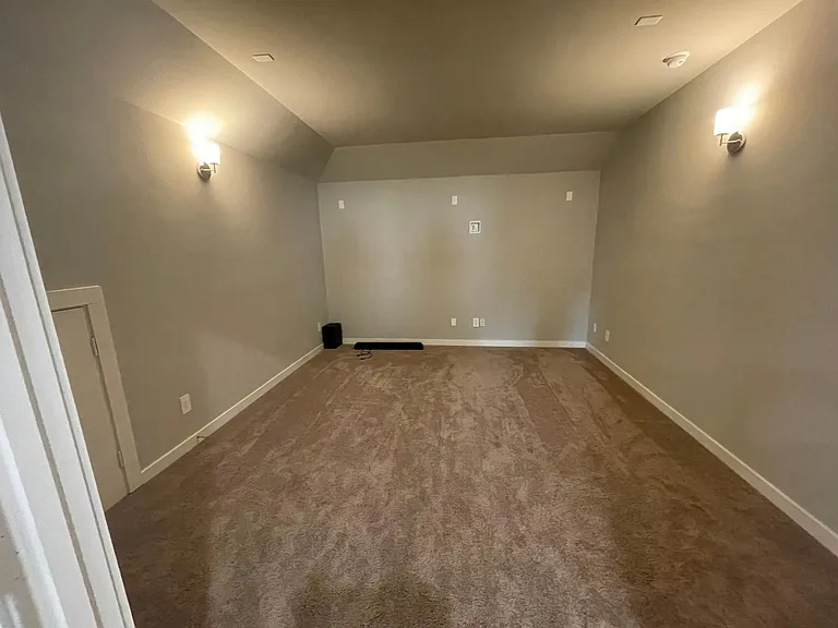 164 Coyote Creek Dr — Photo 17