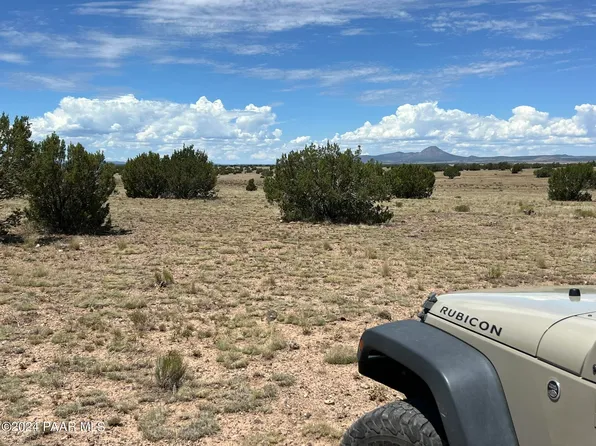 67C Un Named Rd, Ash Fork, AZ 86320