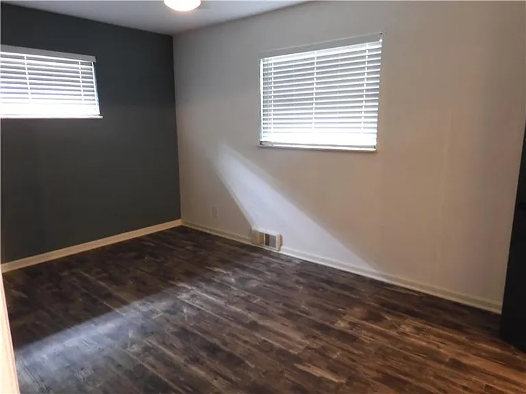 303 Birchwood Dr — Photo 15