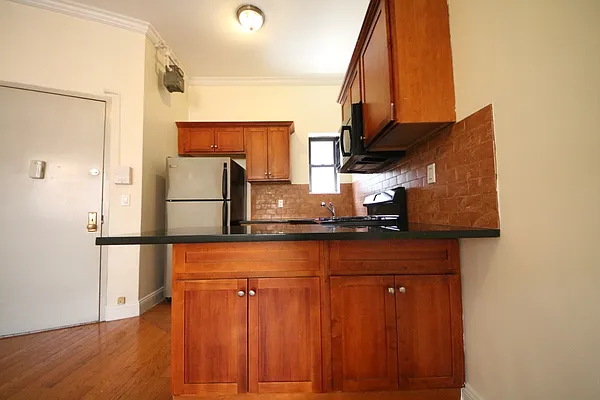 Rented by (Legacy) NY Quality Living Uptown | media 19