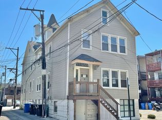 2947 W. Cortland, Chicago, IL 60647