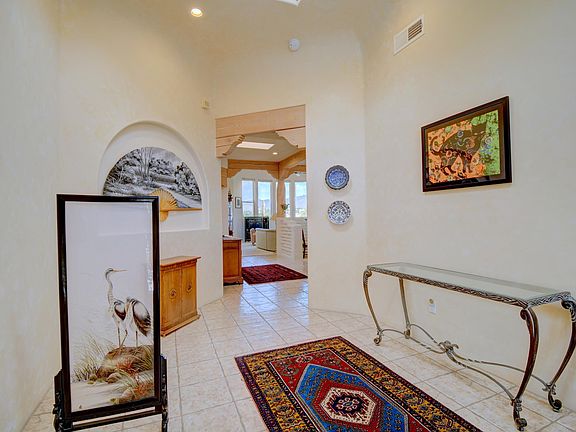 4th image of 6624 High Ridge Pl NE