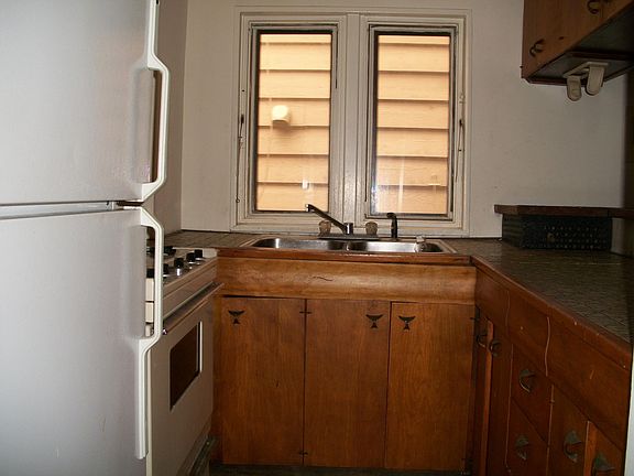 5th image of 1336 W Wrightwood Ave