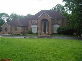 12601 Rambling Oaks Pl, Saint Louis, MO 63128
