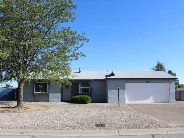 229 Sommerset Dr SE, Rio Rancho, NM 87124