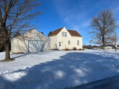 105 N 4th Ave W, Truman, MN, 56088