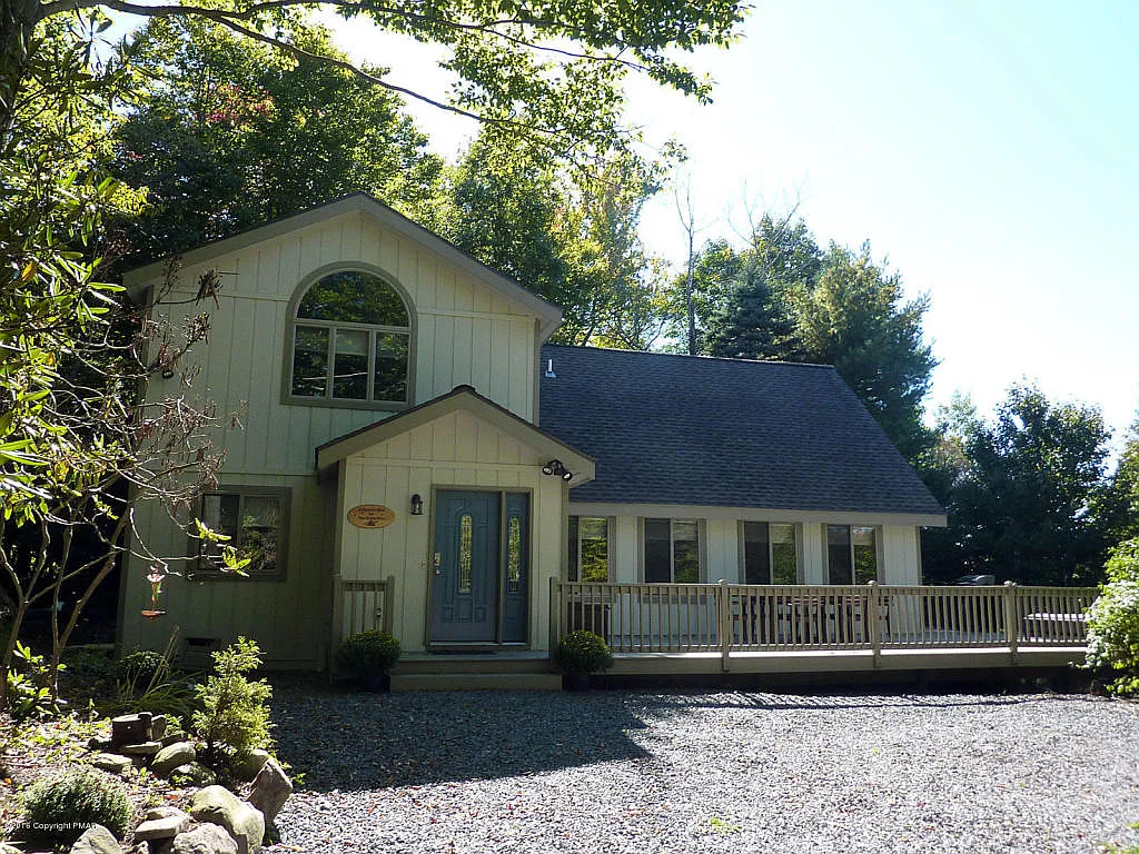 5532 Woodland Ave photo 1