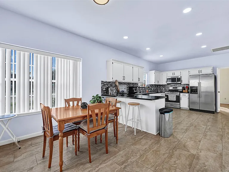 5910 Rolff Ln — Photo 28