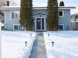 6807 Delwood Rd NW, Edmonton, AB T5C3A6