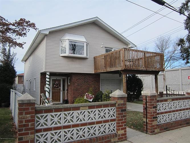 1st image of 162 Warwick Ave
