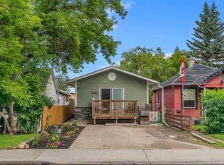 6224 W 18a St SE, Calgary, AB T2C 0N1