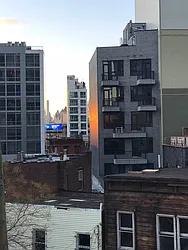 Rented by R New York