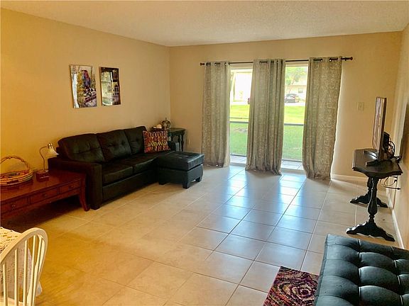 3rd image of 4141 16th St APT 902