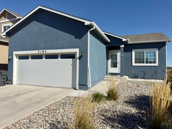 2104 Oneal Cir, Pueblo, CO 81004