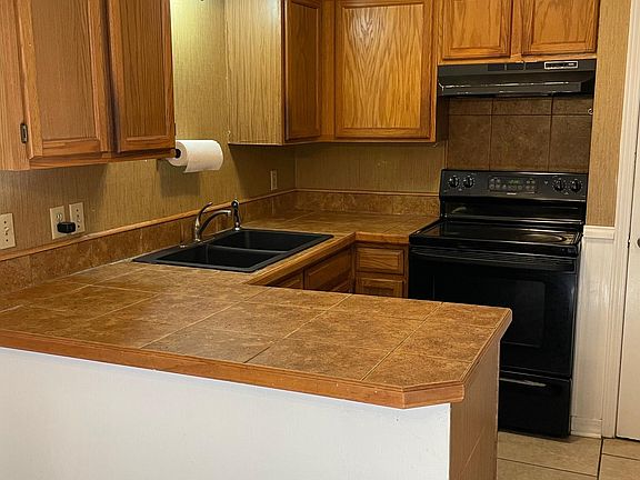 2nd image of 51 Brandon Hall Dr APT C