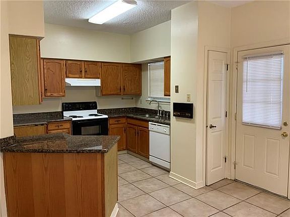 5th image of 7790 Hayne Blvd #A